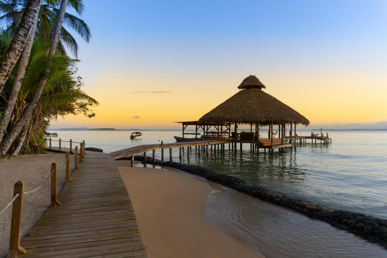 Casa Cayuco Eco-Adventure Lodge Bocas del Toro Exteriör bild