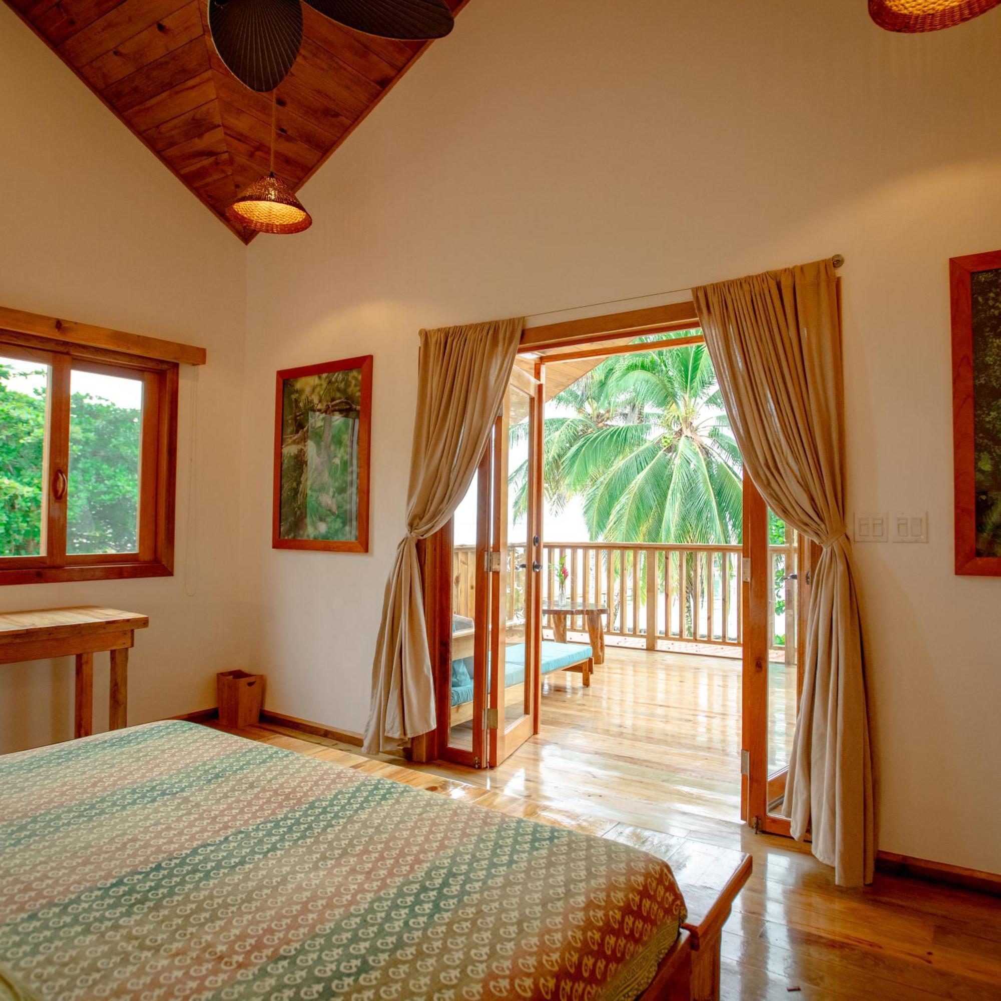 Casa Cayuco Eco-Adventure Lodge Bocas del Toro Exteriör bild